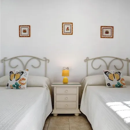 Fornell 1 Piscina Compartida