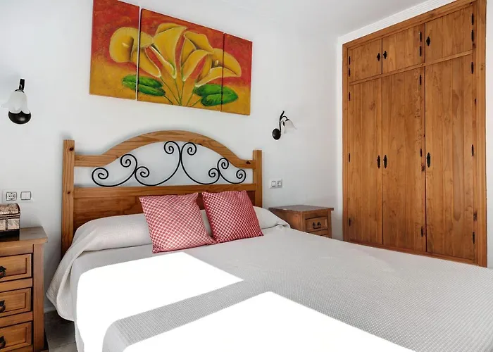 Fornell 1 Piscina Compartida