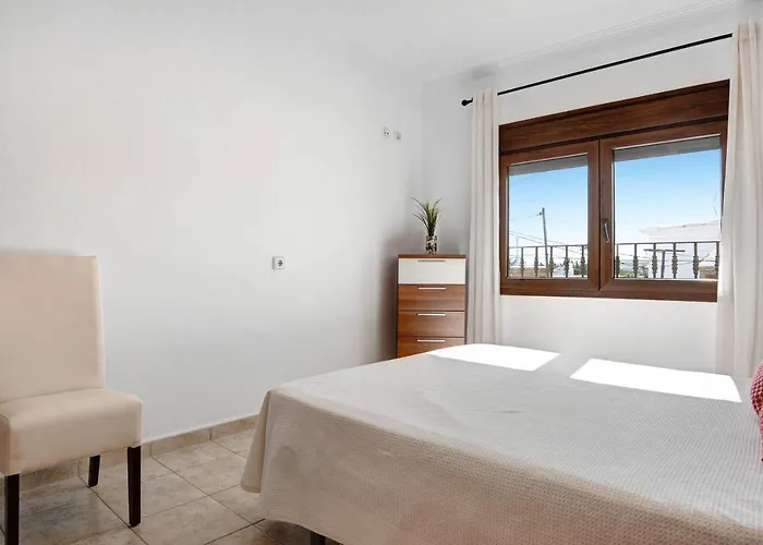 Fornell 1 Piscina Compartida 科尼尔-德拉弗龙特拉